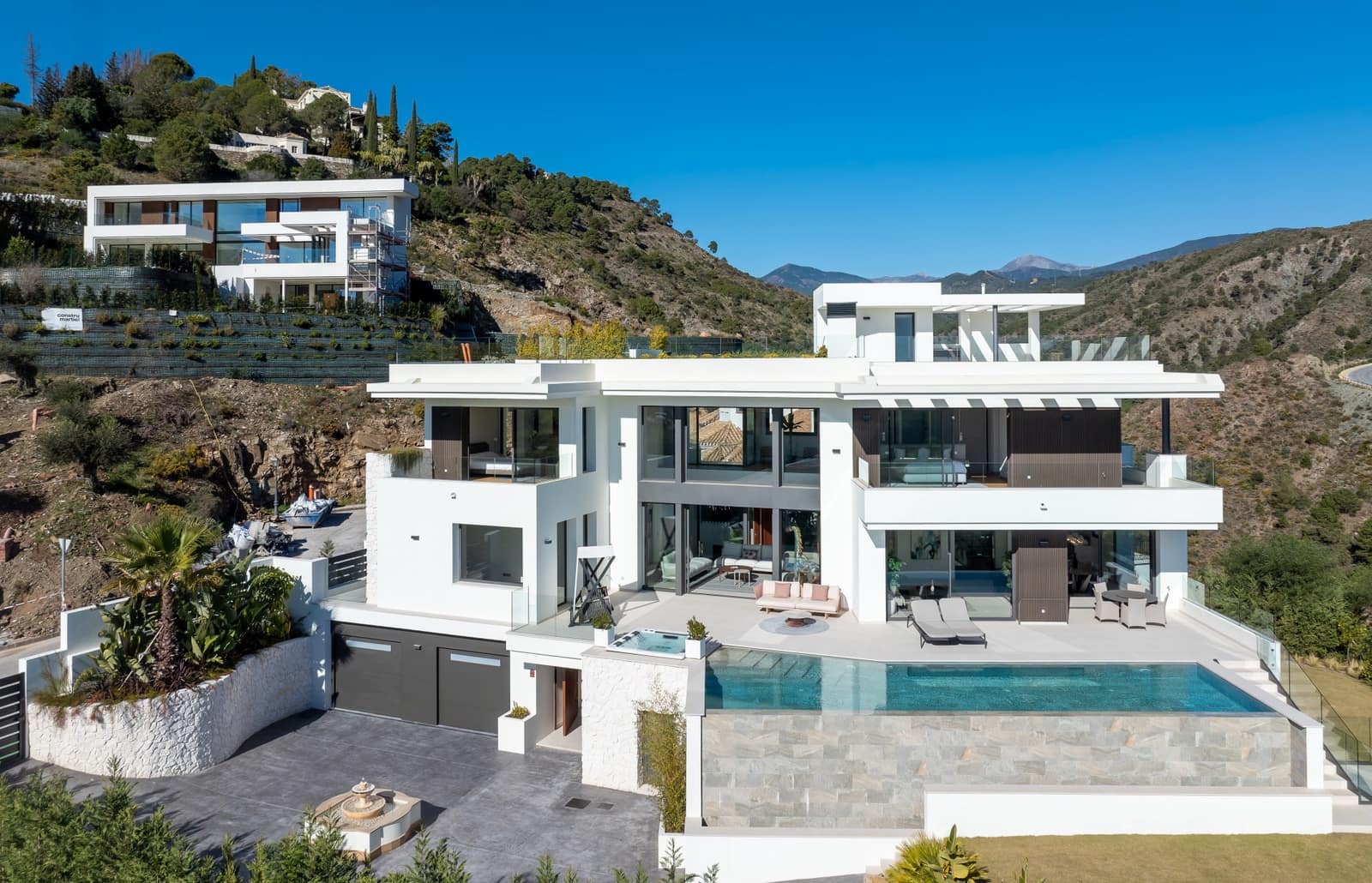 6 sypialnia Willa na sprzedaż w Benahavis z basenem garażem - 4 695 000 € (Ref: 8781284)