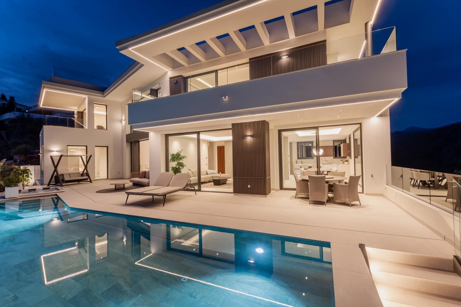 6 sypialnia Willa na sprzedaż w Benahavis z basenem garażem - 4 695 000 € (Ref: 8781284)