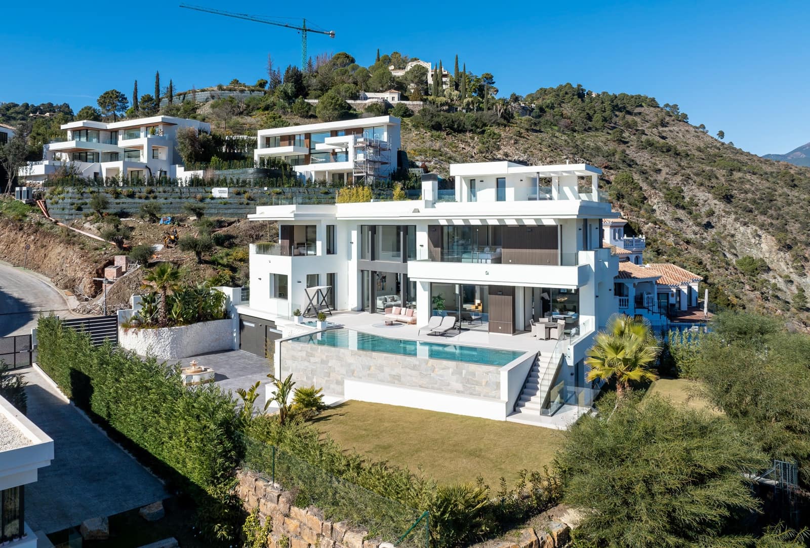 6 sypialnia Willa na sprzedaż w Benahavis z basenem garażem - 4 695 000 € (Ref: 8781284)