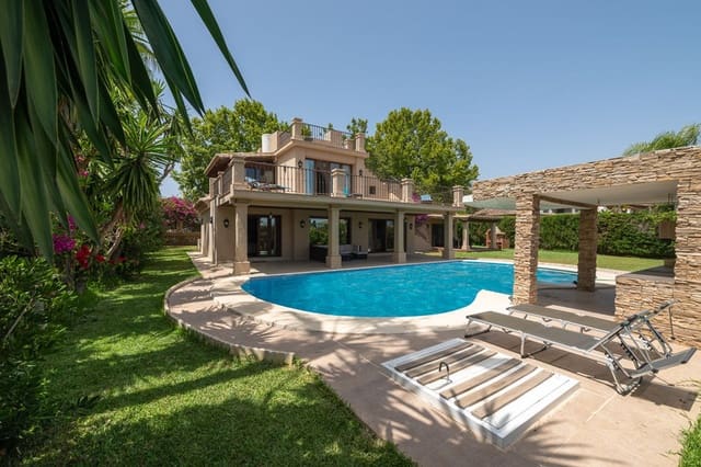 4 sypialnia Willa na sprzedaż w Golden Mile, Marbella z basenem garażem - 2 875 000 € (Ref: 8789250)