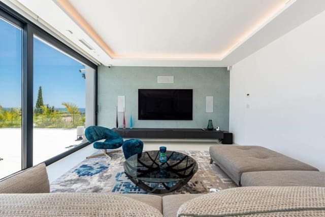 6 sypialnia Willa na sprzedaż w New Golden Mile, Estepona z basenem garażem - 4 980 000 € (Ref: 8798363)