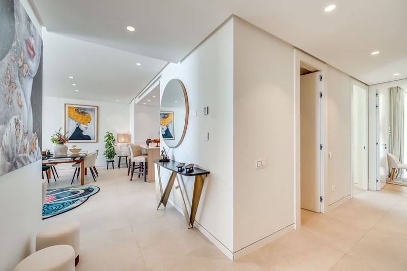 3 sypialnia Apartament na sprzedaż w Ojen z basenem garażem - 1 250 000 € (Ref: 8798364)