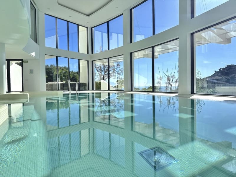 3 sypialnia Apartament na sprzedaż w Ojen z basenem garażem - 1 250 000 € (Ref: 8798364)