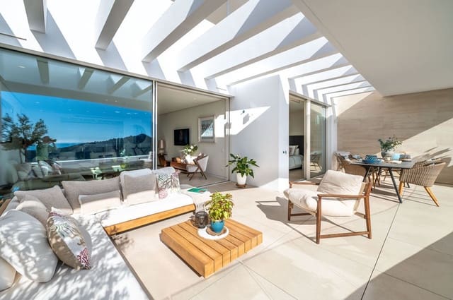 Apartamento de 3 habitaciones en Ojen en venta con piscina garaje - 1.250.000 € (Ref: 8798364)