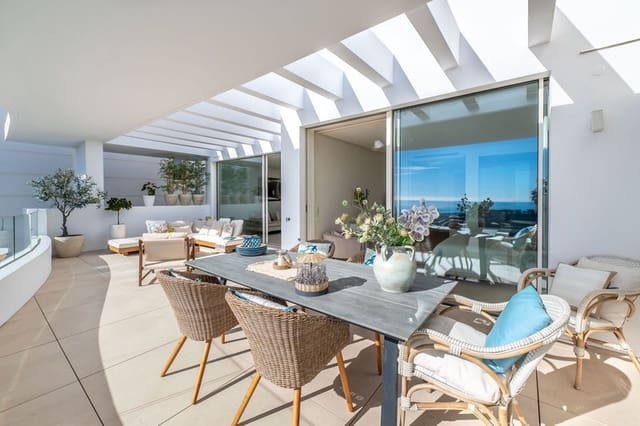 Apartamento de 3 habitaciones en Ojen en venta con piscina garaje - 1.250.000 € (Ref: 8798364)