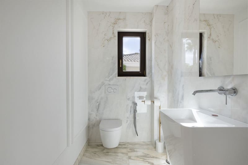 6 sovrum Villa till salu i Mijas Costa med pool garage - 2 700 000 € (Ref: 8805757)