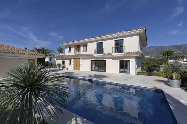 6 sypialnia Willa na sprzedaż w Mijas Costa, Mijas z basenem garażem - 2 300 000 € (Ref: 8805757)