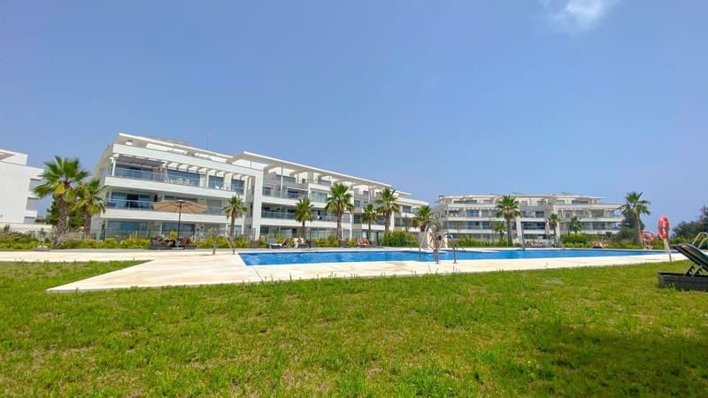 4 bedroom Penthouse for sale in Mijas Costa with pool garage - € 895,000 (Ref: 8805763)