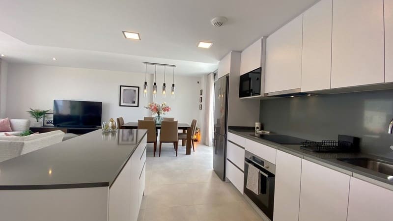 4 bedroom Penthouse for sale in Mijas Costa with pool garage - € 895,000 (Ref: 8805763)