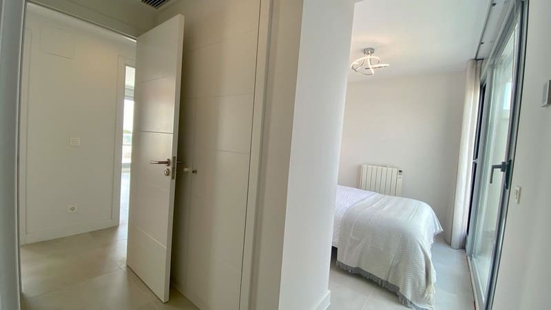 4 bedroom Penthouse for sale in Mijas Costa with pool garage - € 895,000 (Ref: 8805763)