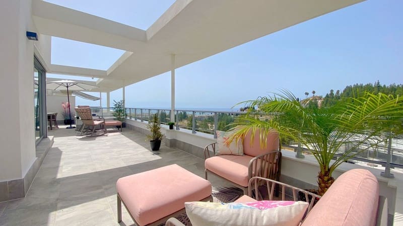 4 bedroom Penthouse for sale in Mijas Costa with pool garage - € 895,000 (Ref: 8805763)