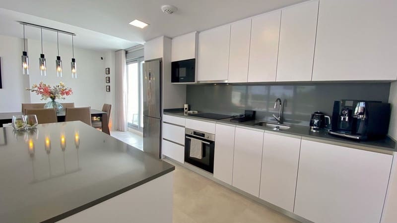 4 bedroom Penthouse for sale in Mijas Costa with pool garage - € 895,000 (Ref: 8805763)