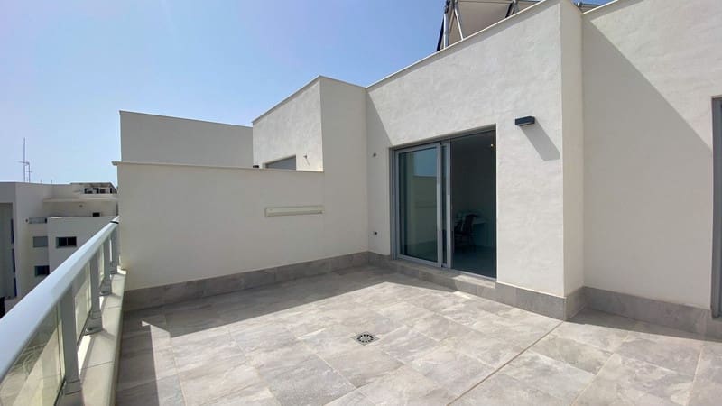 4 bedroom Penthouse for sale in Mijas Costa with pool garage - € 895,000 (Ref: 8805763)