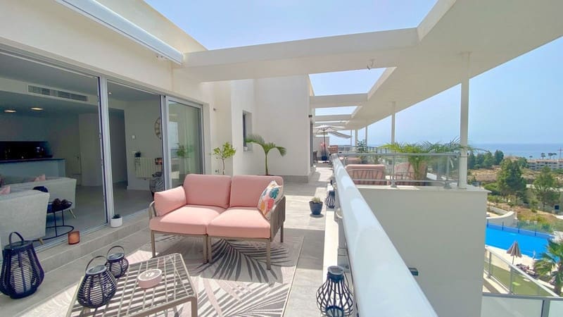 4 bedroom Penthouse for sale in Mijas Costa with pool garage - € 895,000 (Ref: 8805763)
