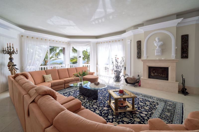 7 bedroom Villa for sale in Marbella with pool garage - € 2,285,000 (Ref: 8809382)