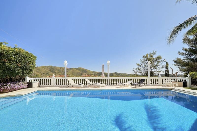 7 bedroom Villa for sale in Marbella with pool garage - € 2,285,000 (Ref: 8809382)