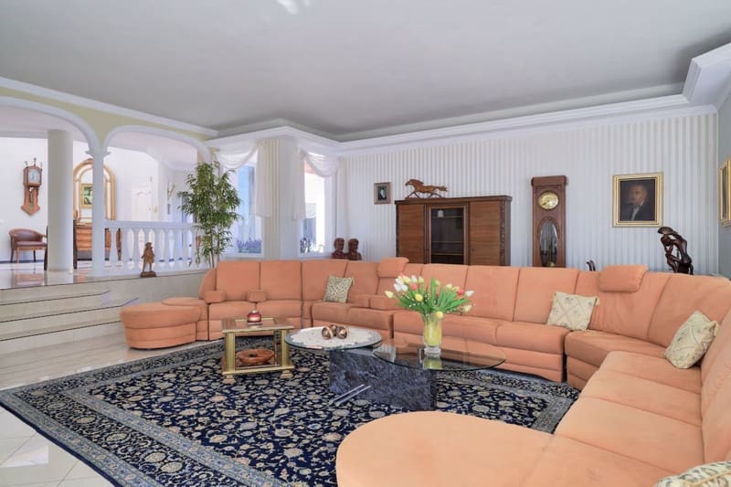 7 soveværelse Villa til salg i Marbella med swimmingpool garage - € 2.285.000 (Ref: 8809382)