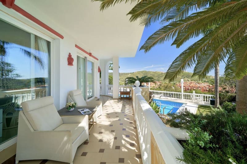 7 soveværelse Villa til salg i Marbella med swimmingpool garage - € 2.285.000 (Ref: 8809382)