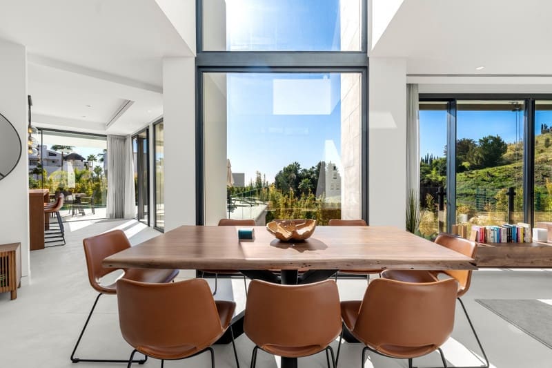 4 sovrum Villa till salu i Benahavis med pool garage - 2 100 000 € (Ref: 8809383)