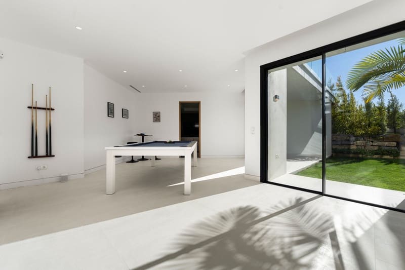 4 sovrum Villa till salu i Benahavis med pool garage - 2 100 000 € (Ref: 8809383)