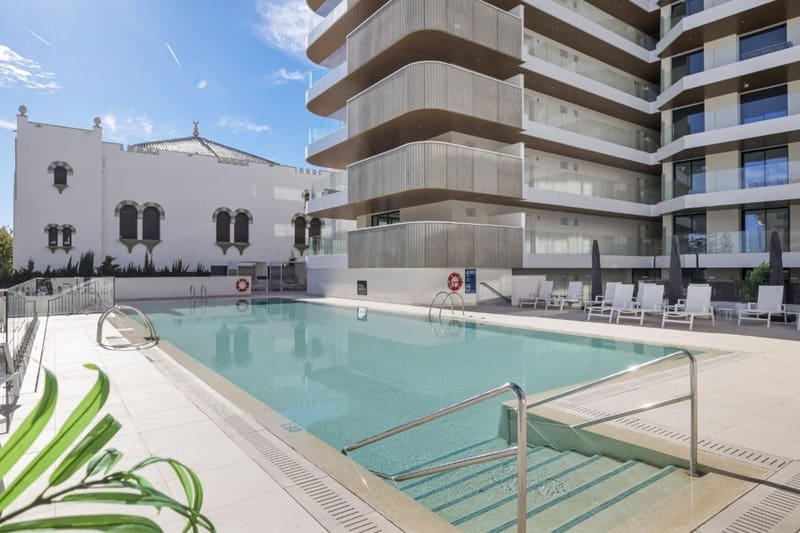 2 sypialnia Apartament na sprzedaż w Fuengirola z basenem garażem - 584 500 € (Ref: 8809394)