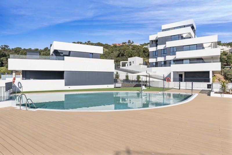3 bedroom Apartment for sale in Marbella with pool garage - € 899,000 (Ref: 8812364)