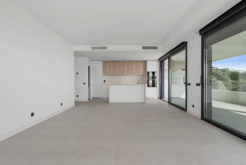 3 bedroom Apartment for sale in Marbella with pool garage - € 899,000 (Ref: 8812364)