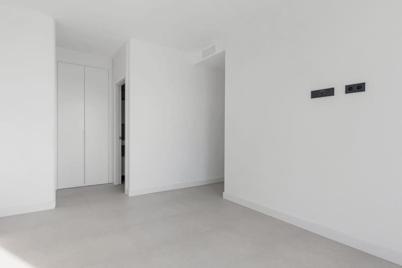 3 bedroom Apartment for sale in Marbella with pool garage - € 899,000 (Ref: 8812364)