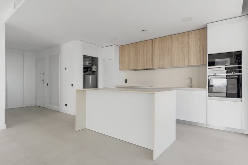 3 bedroom Apartment for sale in Marbella with pool garage - € 899,000 (Ref: 8812364)