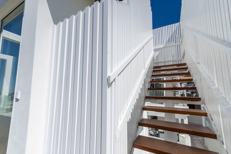 4 bedroom Villa for sale in Marbella with pool garage - € 1,950,000 (Ref: 8834191)