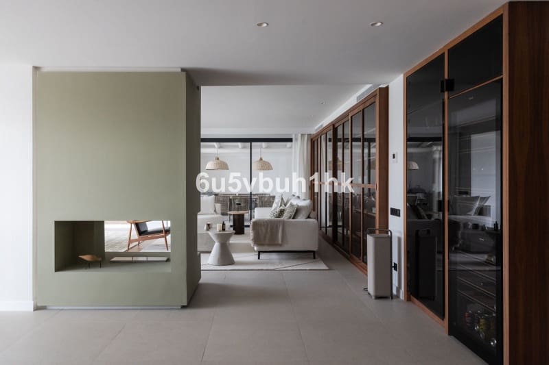 4 bedroom Villa for sale in Nueva Andalucia with pool garage - € 2,895,000 (Ref: 8834196)