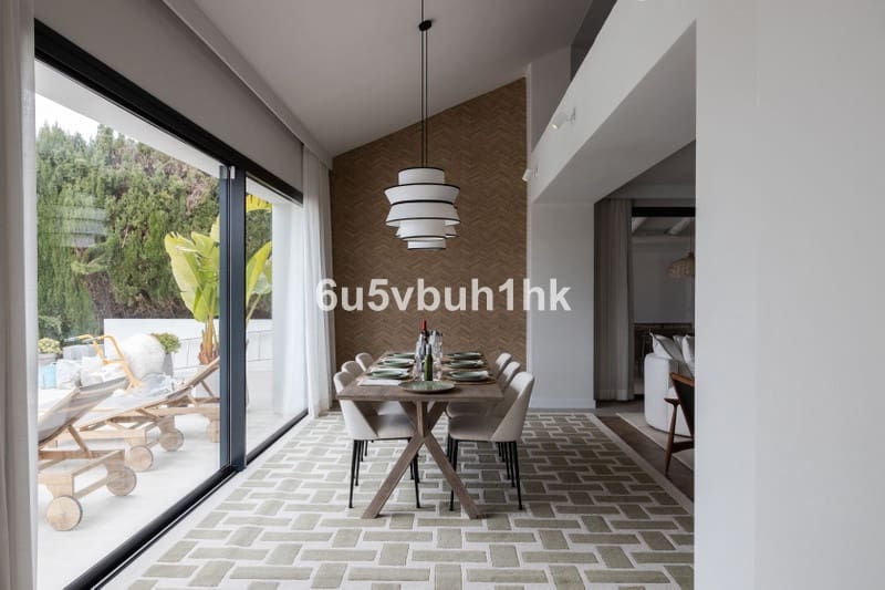 4 bedroom Villa for sale in Nueva Andalucia with pool garage - € 2,895,000 (Ref: 8834196)