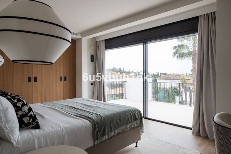 4 bedroom Villa for sale in Nueva Andalucia with pool garage - € 2,895,000 (Ref: 8834196)