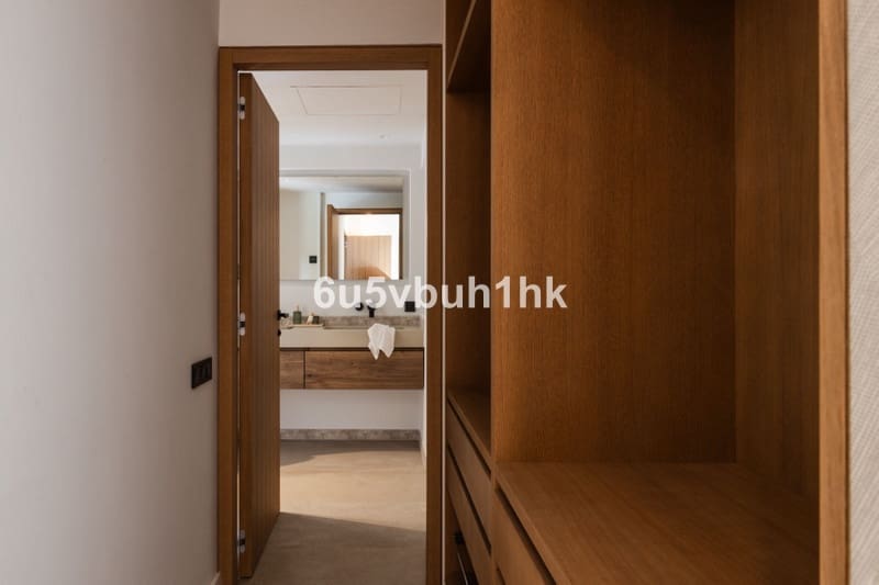 4 bedroom Villa for sale in Nueva Andalucia with pool garage - € 2,895,000 (Ref: 8834196)