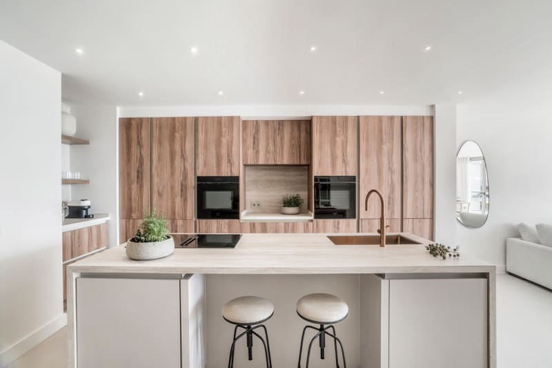 3 bedroom Apartment for sale in Nueva Andalucia with pool garage - € 1,095,000 (Ref: 8836436)