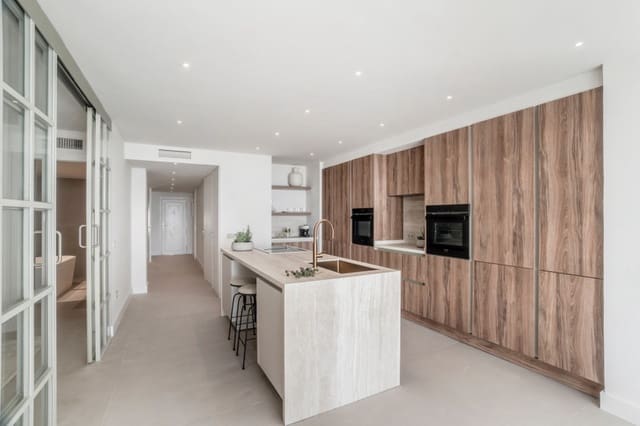 3 slaapkamer Appartement te koop in Nueva Andalucia, Marbella met zwembad garage - € 1.050.000 (Ref: 8836436)