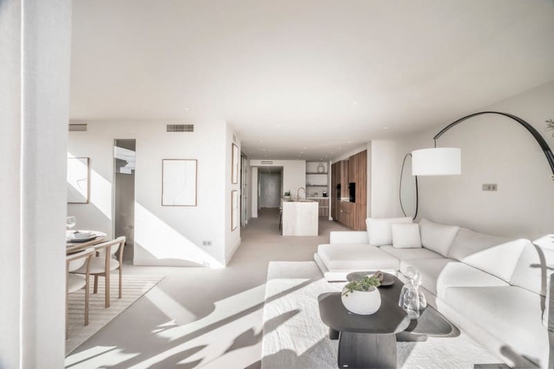3 bedroom Apartment for sale in Nueva Andalucia with pool garage - € 1,050,000 (Ref: 8836436)
