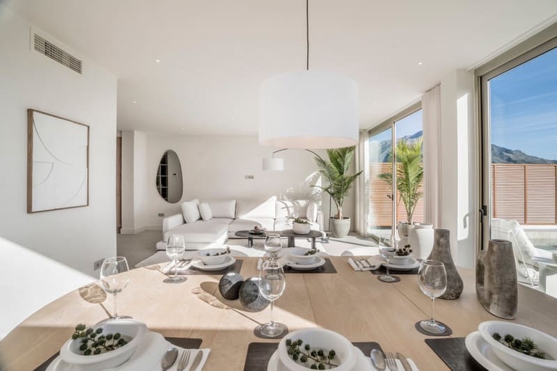 3 bedroom Apartment for sale in Nueva Andalucia with pool garage - € 1,050,000 (Ref: 8836436)