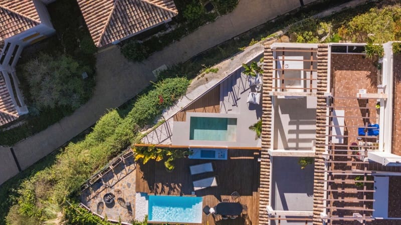 3 bedroom Apartment for sale in Nueva Andalucia with pool garage - € 1,050,000 (Ref: 8836436)