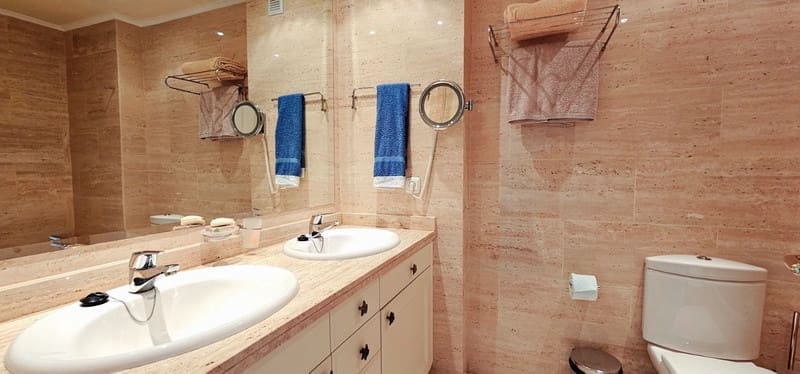 2 sypialnia Apartament na sprzedaż w Golden Mile z basenem garażem - 1 929 000 € (Ref: 8836439)