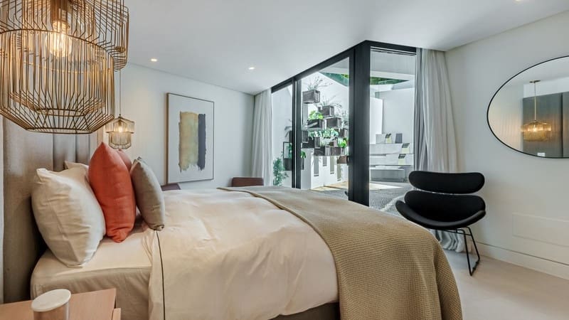 4 bedroom Villa for sale in Nueva Andalucia with pool garage - € 3,900,000 (Ref: 8836441)