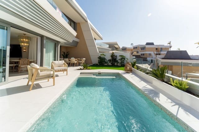 4 chambre Villa/Maison Semi-Mitoyenne à vendre à Mijas Costa, Mijas avec piscine garage - 1 400 000 € (Ref: 8843027)