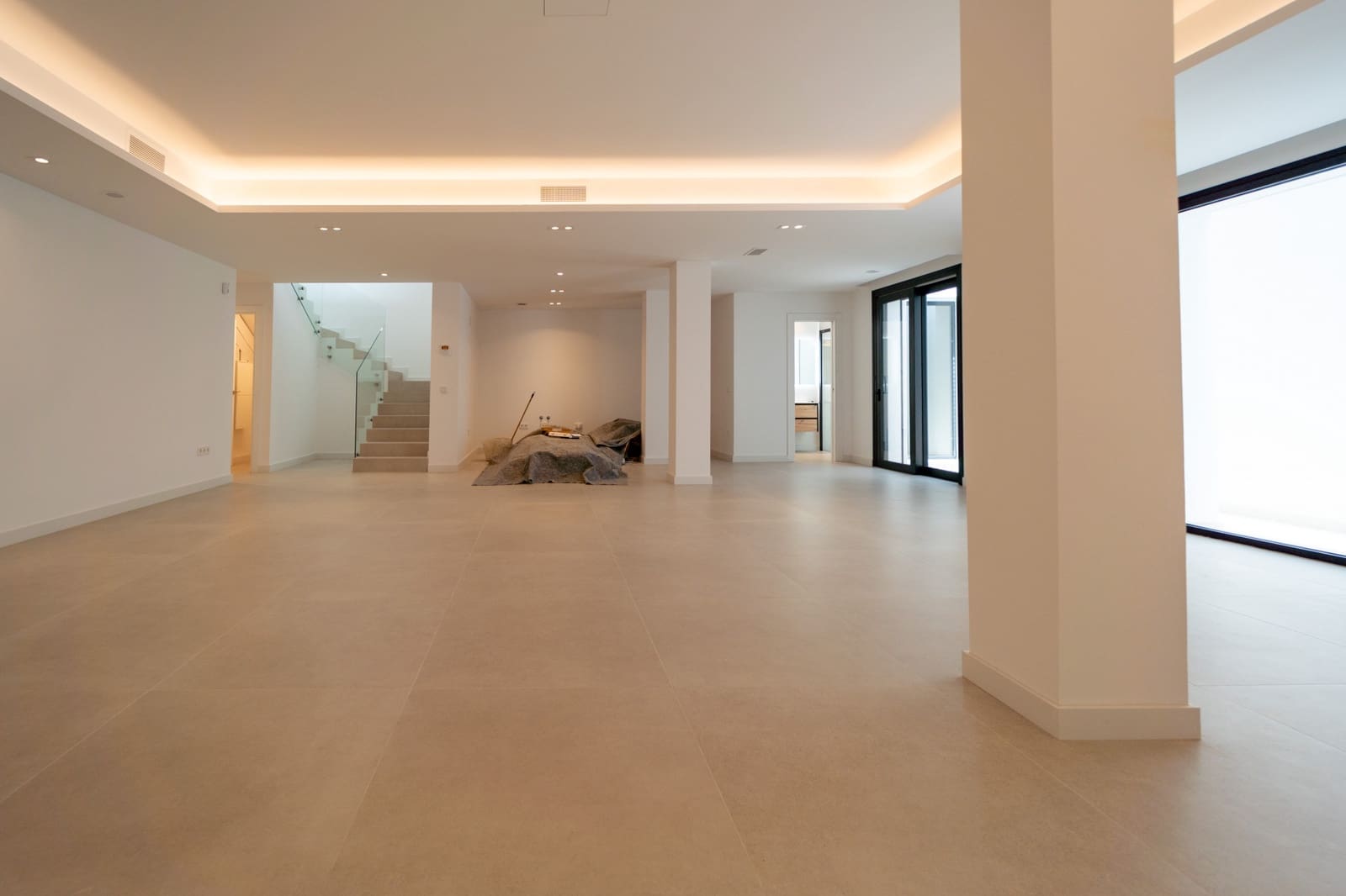 4 sovrum Villa till salu i Mijas Costa med pool garage - 1 650 000 € (Ref: 8859567)