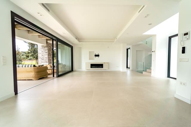 4 sovrum Villa till salu i Mijas Costa, Mijas med pool garage - 1 650 000 € (Ref: 8859567)