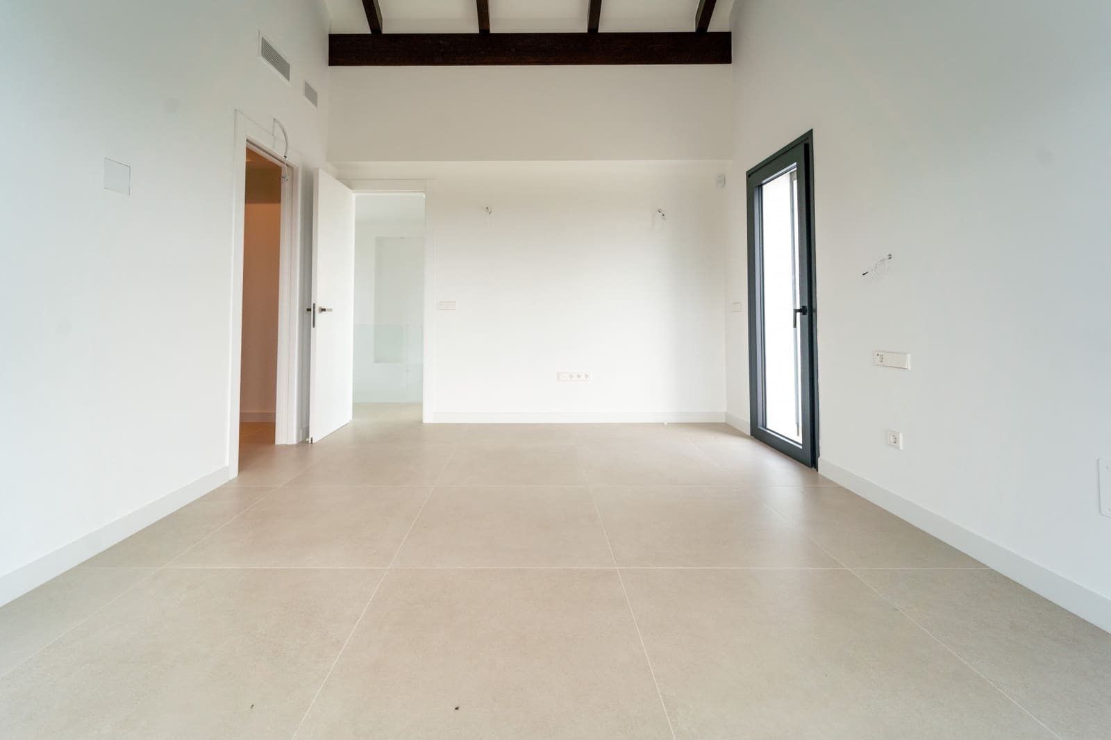 4 sovrum Villa till salu i Mijas Costa med pool garage - 1 650 000 € (Ref: 8859567)