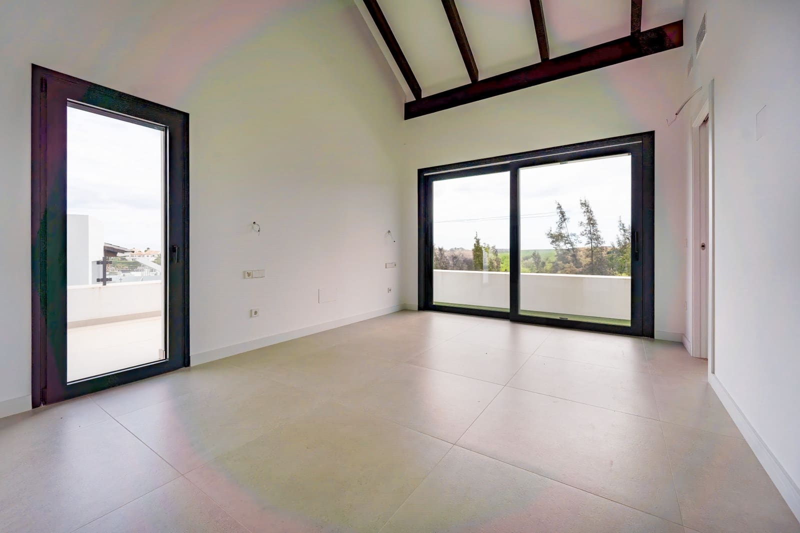 4 sovrum Villa till salu i Mijas Costa med pool garage - 1 650 000 € (Ref: 8859567)