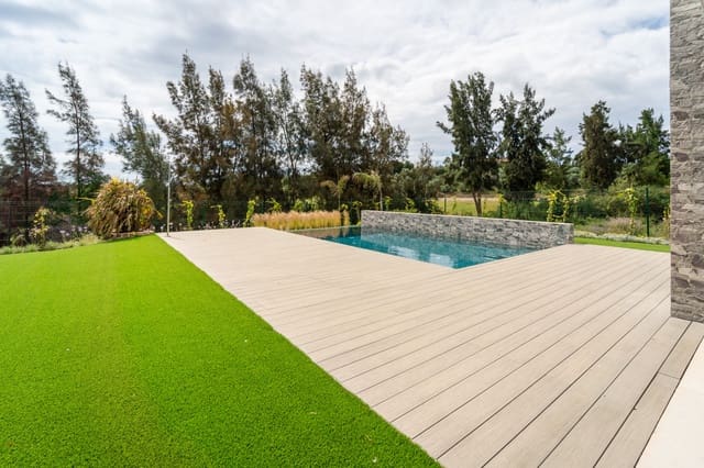 4 sovrum Villa till salu i Mijas Costa, Mijas med pool garage - 1 650 000 € (Ref: 8859567)