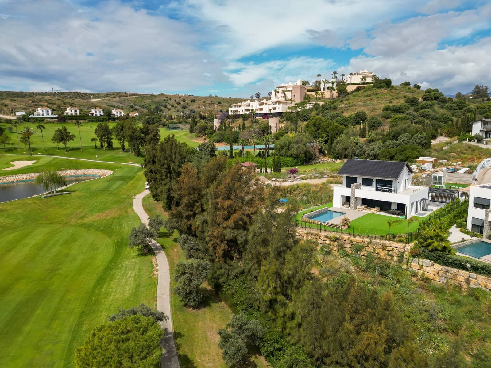 4 sovrum Villa till salu i Mijas Costa med pool garage - 1 650 000 € (Ref: 8859567)