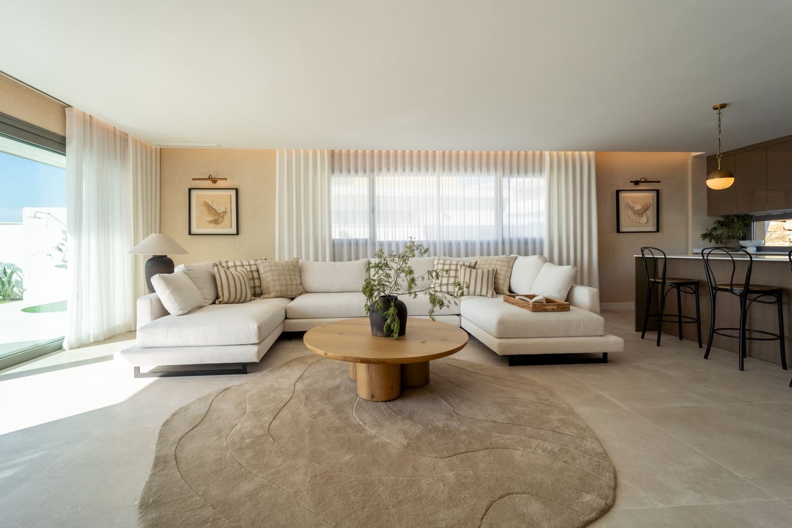 4 soveværelse Semi-Rækkehus til salg i Mijas Costa med swimmingpool garage - € 1.400.000 (Ref: 8862476)