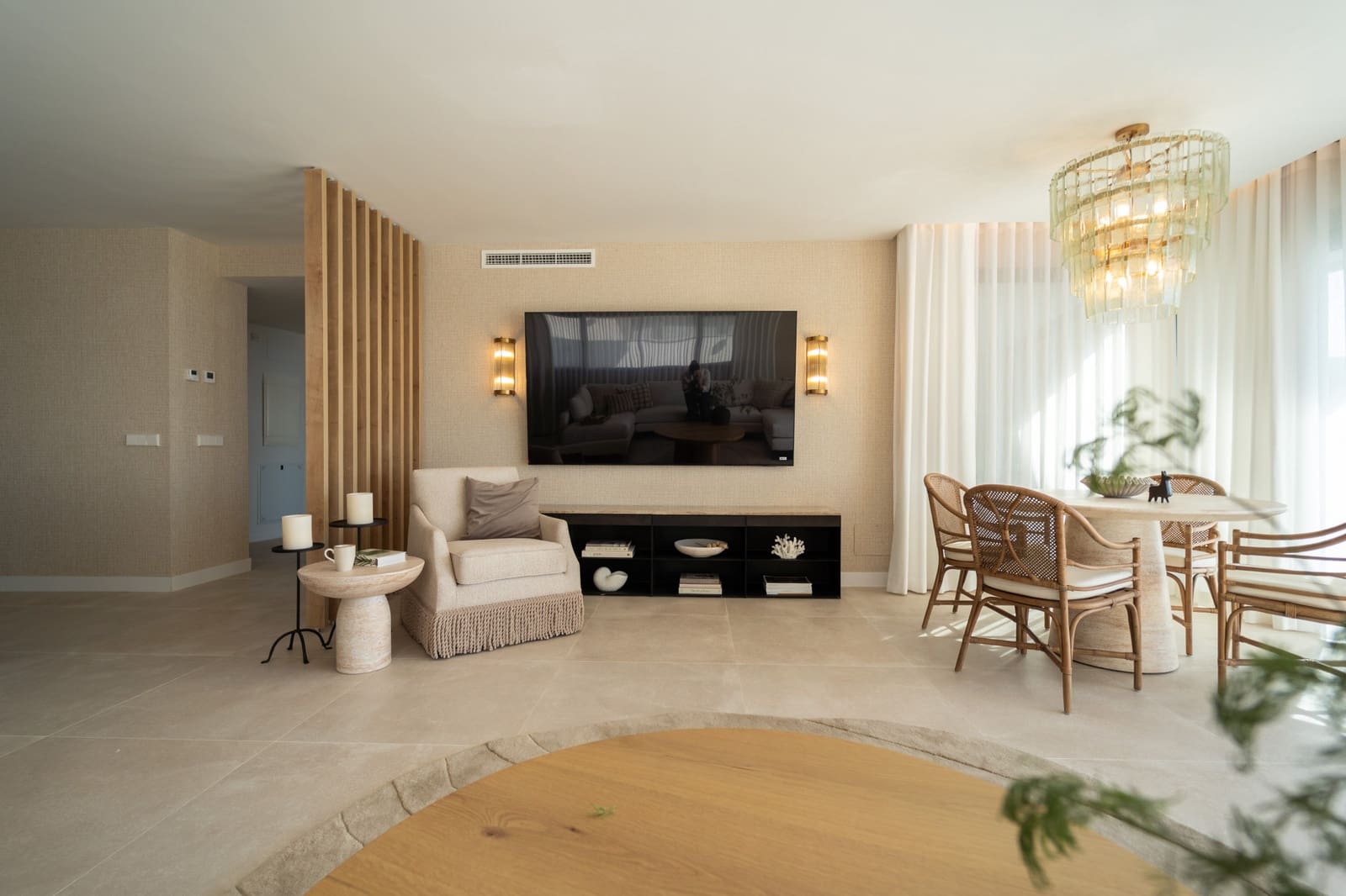 4 soveværelse Semi-Rækkehus til salg i Mijas Costa med swimmingpool garage - € 1.400.000 (Ref: 8862476)